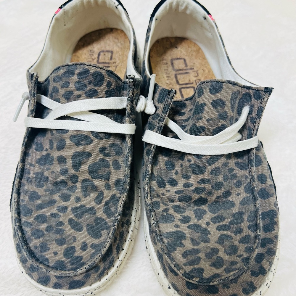 Hey Dudes Wendy Women’s Size 8